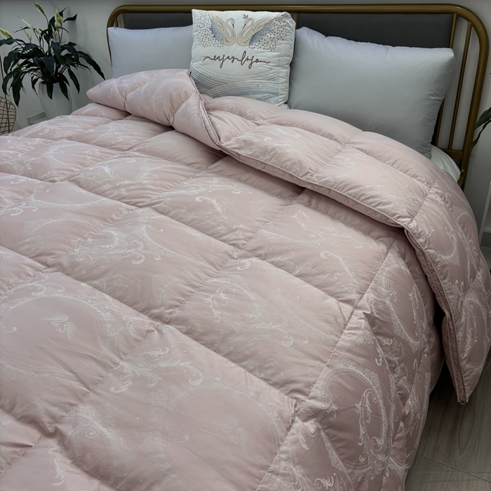 91家纺网 家纺一手货源 找家纺 太阳羽家纺 2025新款高端仿真丝提花被加厚保暖被 仿豆