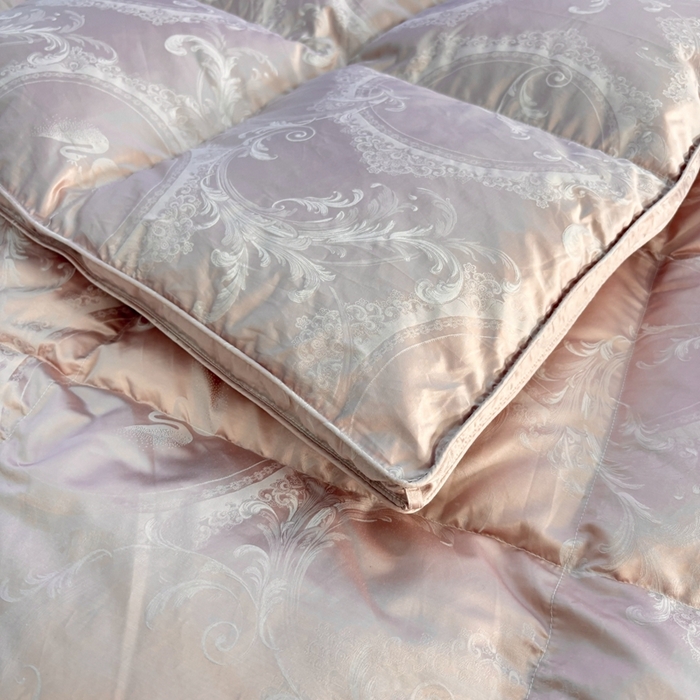 91家纺网 家纺一手货源 找家纺 太阳羽家纺 2025新款高端仿真丝提花被加厚保暖被 仿豆