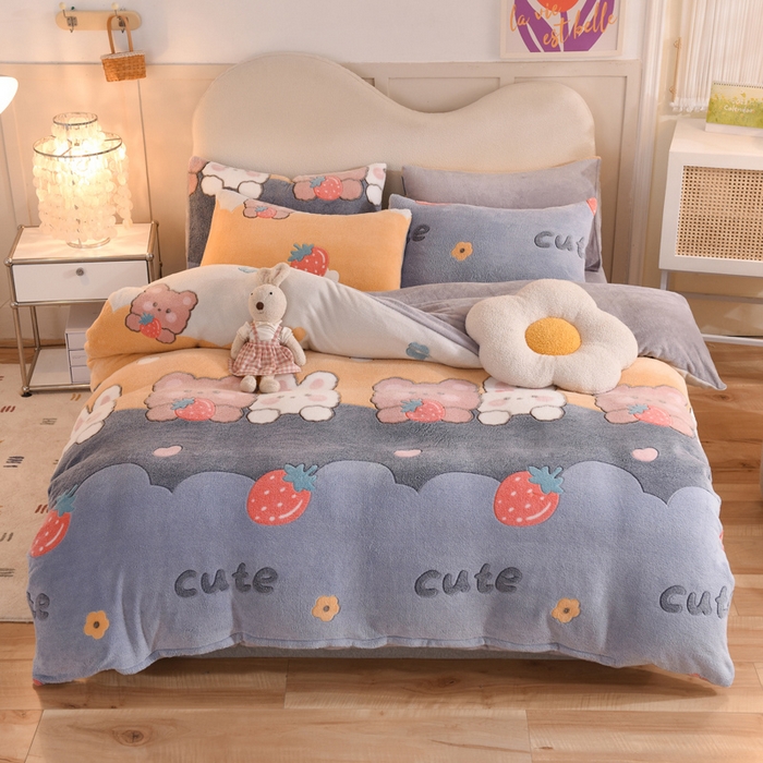 慕梵家居2025新款雪花绒被套 草莓兔