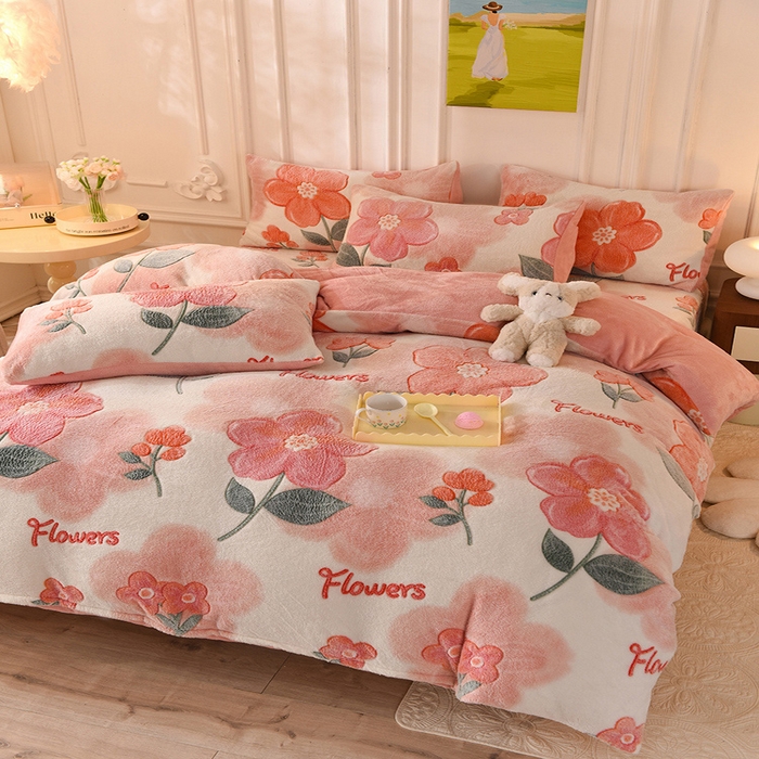 91家纺网 家纺一手货源 找家纺 慕梵家居2025新款雪花绒被套 繁花似锦