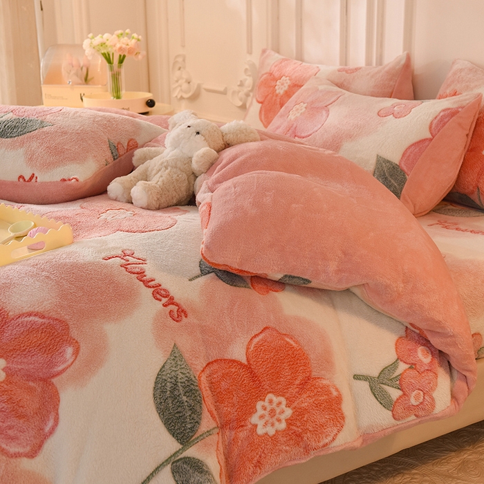 91家纺网 家纺一手货源 找家纺 慕梵家居2025新款雪花绒被套 繁花似锦