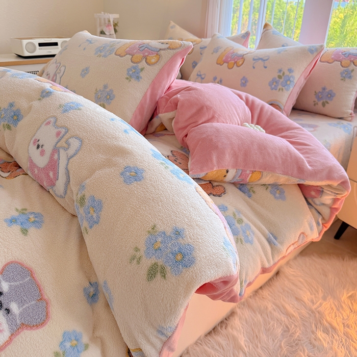 91家纺网 家纺一手货源 找家纺 慕梵家居2025新款雪花绒被套 美好时光