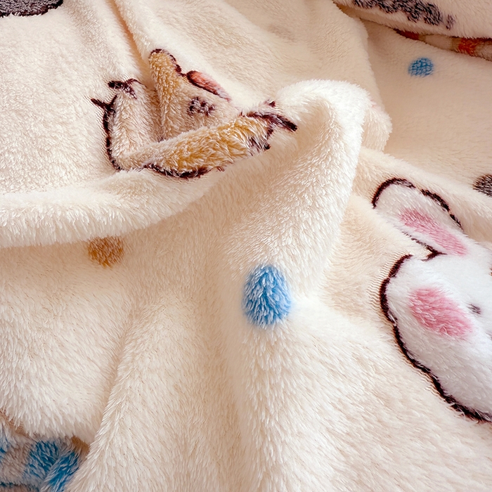 91家纺网 家纺一手货源 找家纺 慕梵家居2025新款雪花绒被套 萌趣-米