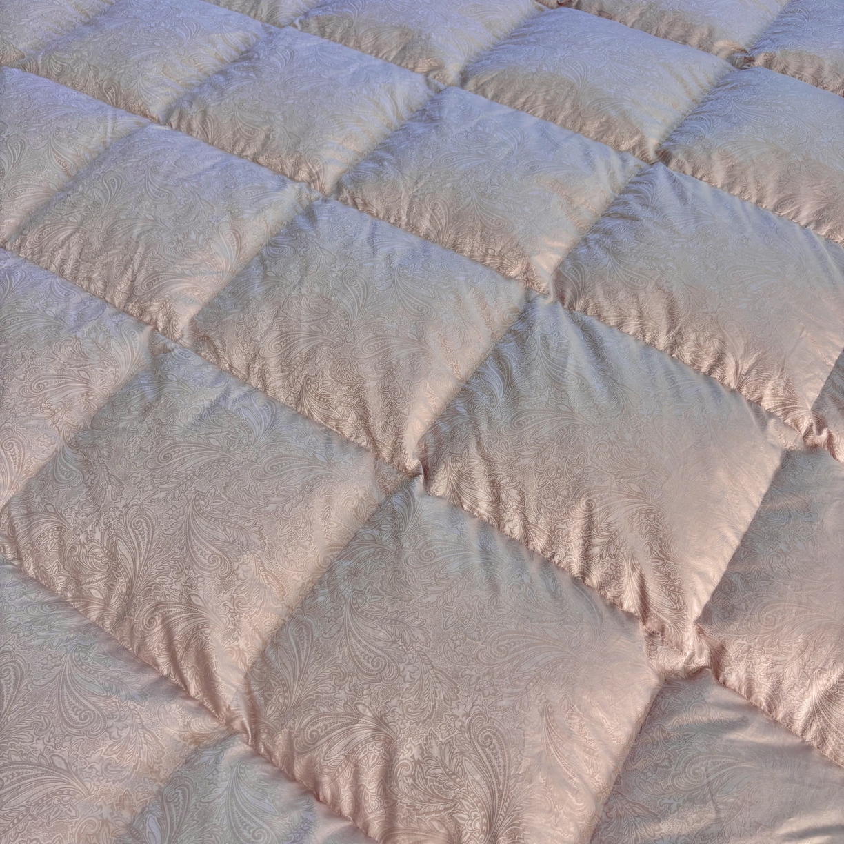 91家纺网 家纺一手货源 找家纺 太阳羽家纺 2025新款高精密印花被保暖冬被被芯 凤豆