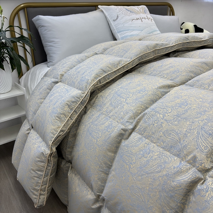 91家纺网 家纺一手货源 找家纺 太阳羽家纺 2025新款高精密印花被保暖冬被被芯 凤蓝