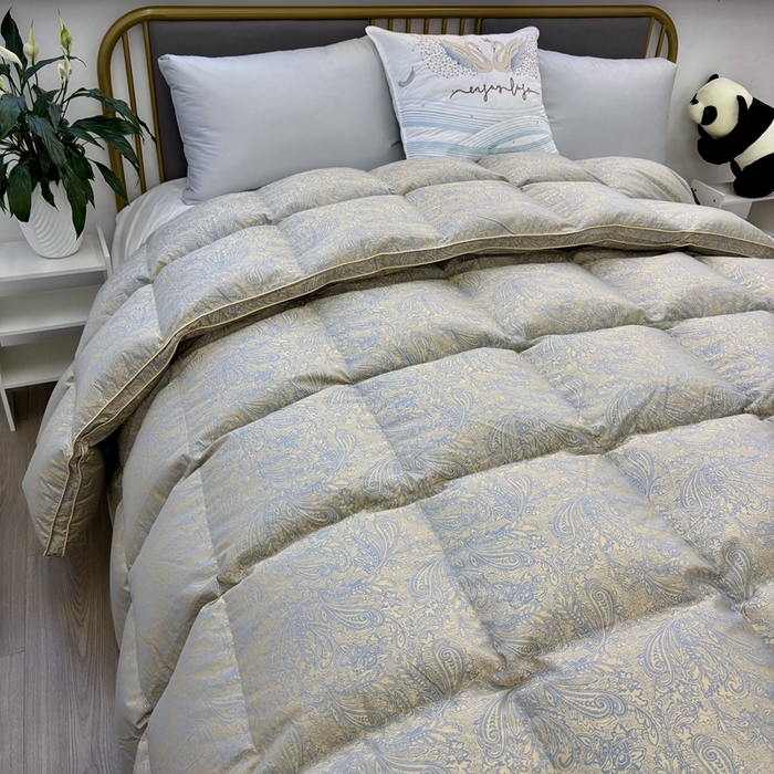 91家纺网 家纺一手货源 找家纺 太阳羽家纺 2025新款高精密印花被保暖冬被被芯 凤蓝