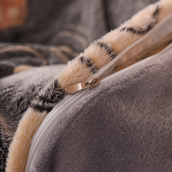 91家纺网 家纺一手货源 找家纺 慕梵家居2025新款雪花绒被套 泰迪熊