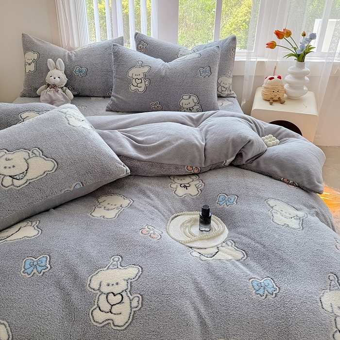 91家纺网 家纺一手货源 找家纺 慕梵家居2025新款雪花绒被套 汪汪旋风