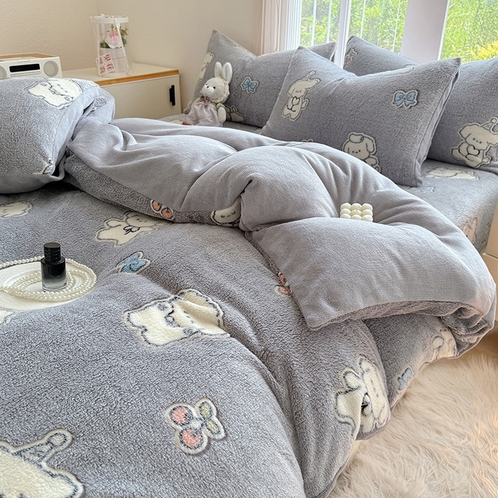 91家纺网 家纺一手货源 找家纺 慕梵家居2025新款雪花绒被套 汪汪旋风