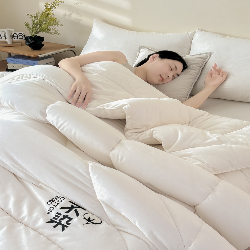 91家纺网 家纺一手货源 找家纺 （总）尊妙被业2025新款全棉棉花被-云朵不染	