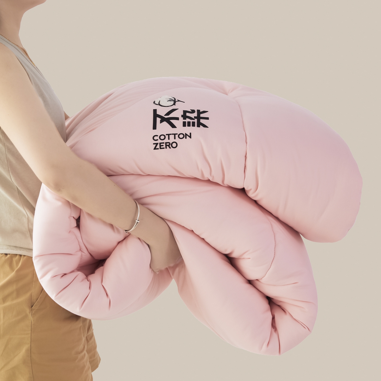 91家纺网 家纺一手货源 找家纺 尊妙被业2026新款全棉棉花被-云朵不染	 云朵不染-全棉粉