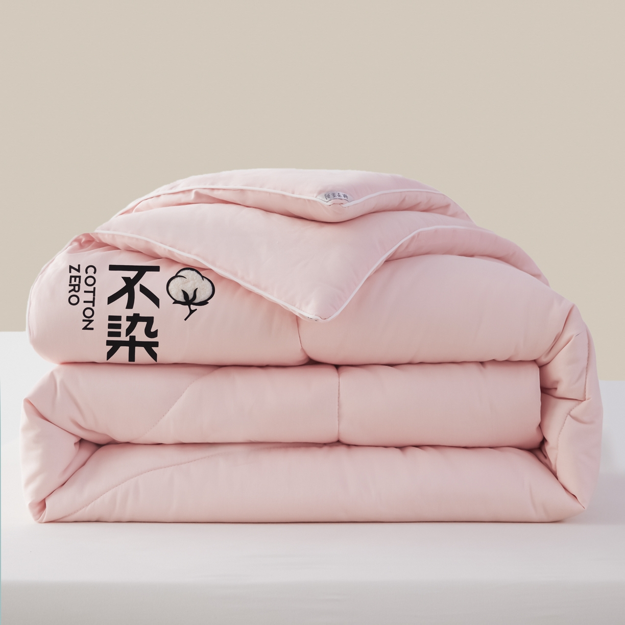 91家纺网 家纺一手货源 找家纺 尊妙被业2026新款全棉棉花被-云朵不染	 云朵不染-全棉粉