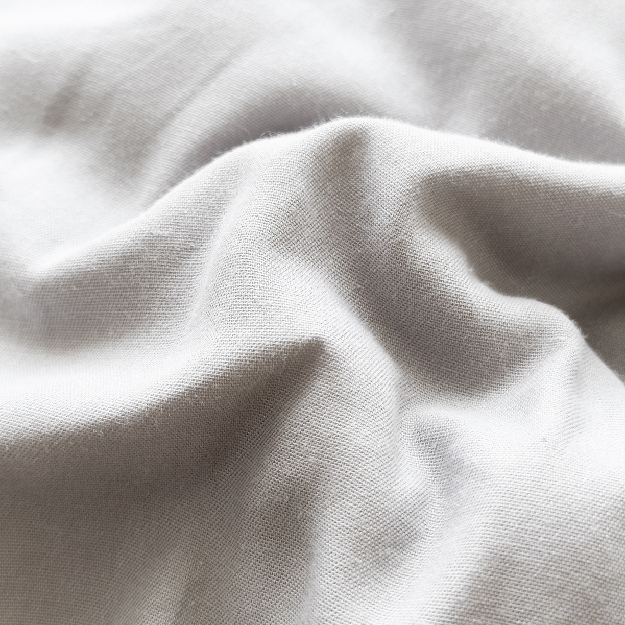 91家纺网 家纺一手货源 找家纺 尊妙被业2026新款全棉棉花被-云朵不染	 云朵不染-全棉灰