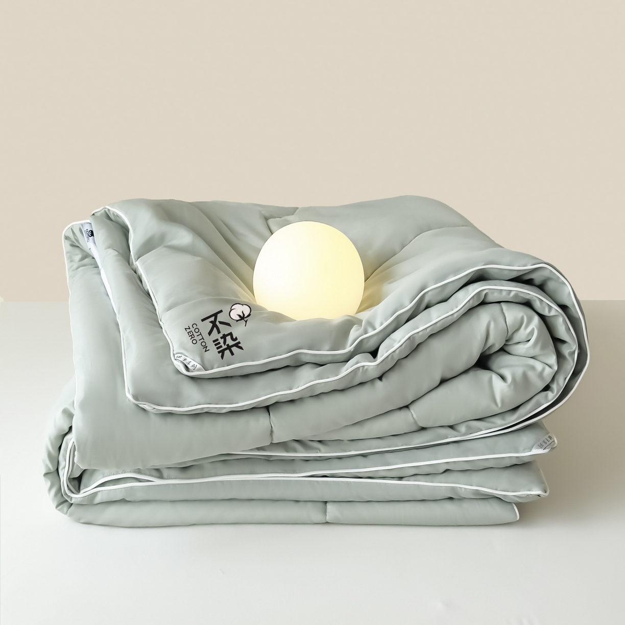91家纺网 家纺一手货源 找家纺 尊妙被业2026新款全棉棉花被-云朵不染	 云朵不染-全棉绿
