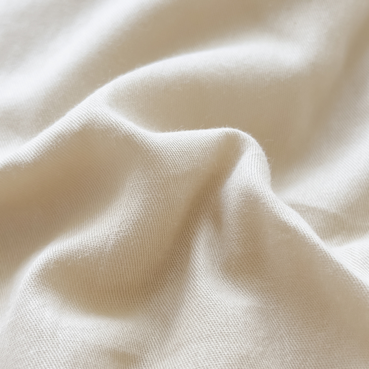 91家纺网 家纺一手货源 找家纺 尊妙被业2026新款全棉棉花被-云朵不染	 云朵不染-全棉米驼