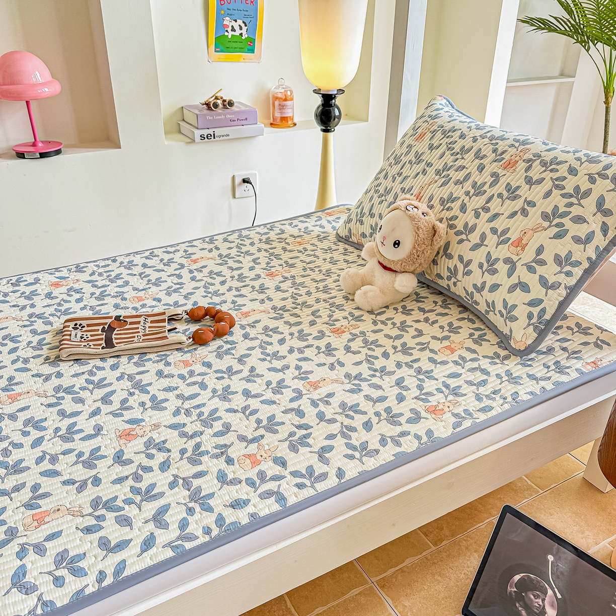 91家纺网 家纺一手货源 找家纺 恒尚居 2025新款A类全棉印花夹棉床盖四季款-系列一 【菲菲兔】全棉-四季款