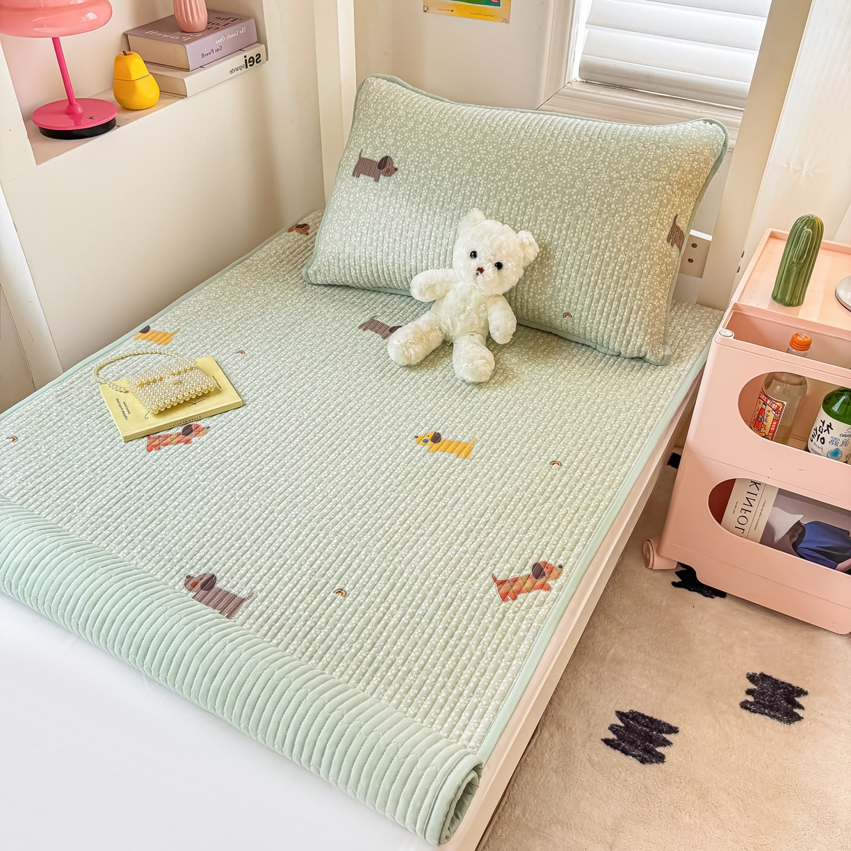 91家纺网 家纺一手货源 找家纺 恒尚居 2025新款A类全棉印花夹棉床盖四季款-系列一 【布丁狗】全棉-四季款