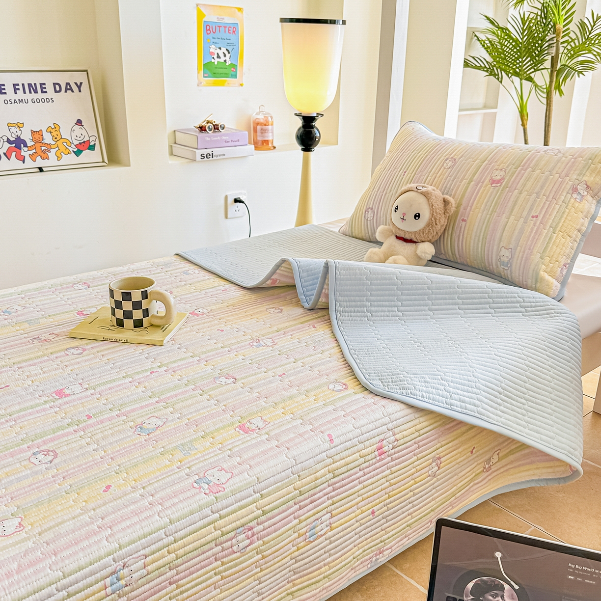 91家纺网 家纺一手货源 找家纺 恒尚居 2025新款A类全棉印花夹棉床盖四季款-系列一 【彩虹猫】全棉-四季款