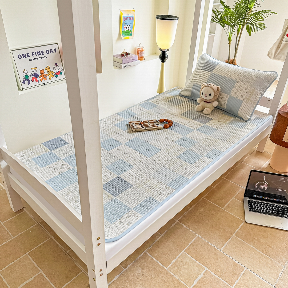 91家纺网 家纺一手货源 找家纺 恒尚居 2025新款A类全棉印花夹棉床盖四季款-系列一 【芳菲-蓝】全棉-四季款