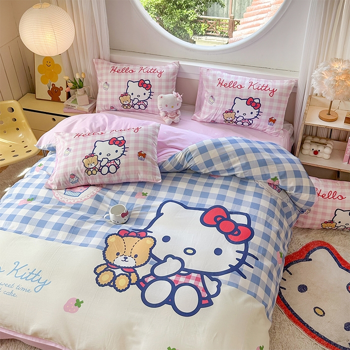 91家纺网 家纺一手货源 找家纺 玉元坊 2025新款大版三丽鸥系列全棉纯棉床单纯棉床裙三四件套简约款 凯蒂猫和熊