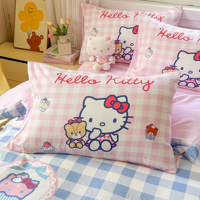 91家纺网 家纺一手货源 找家纺 玉元坊 2025新款大版三丽鸥系列全棉纯棉床单纯棉床裙三四件套简约款 凯蒂猫和熊