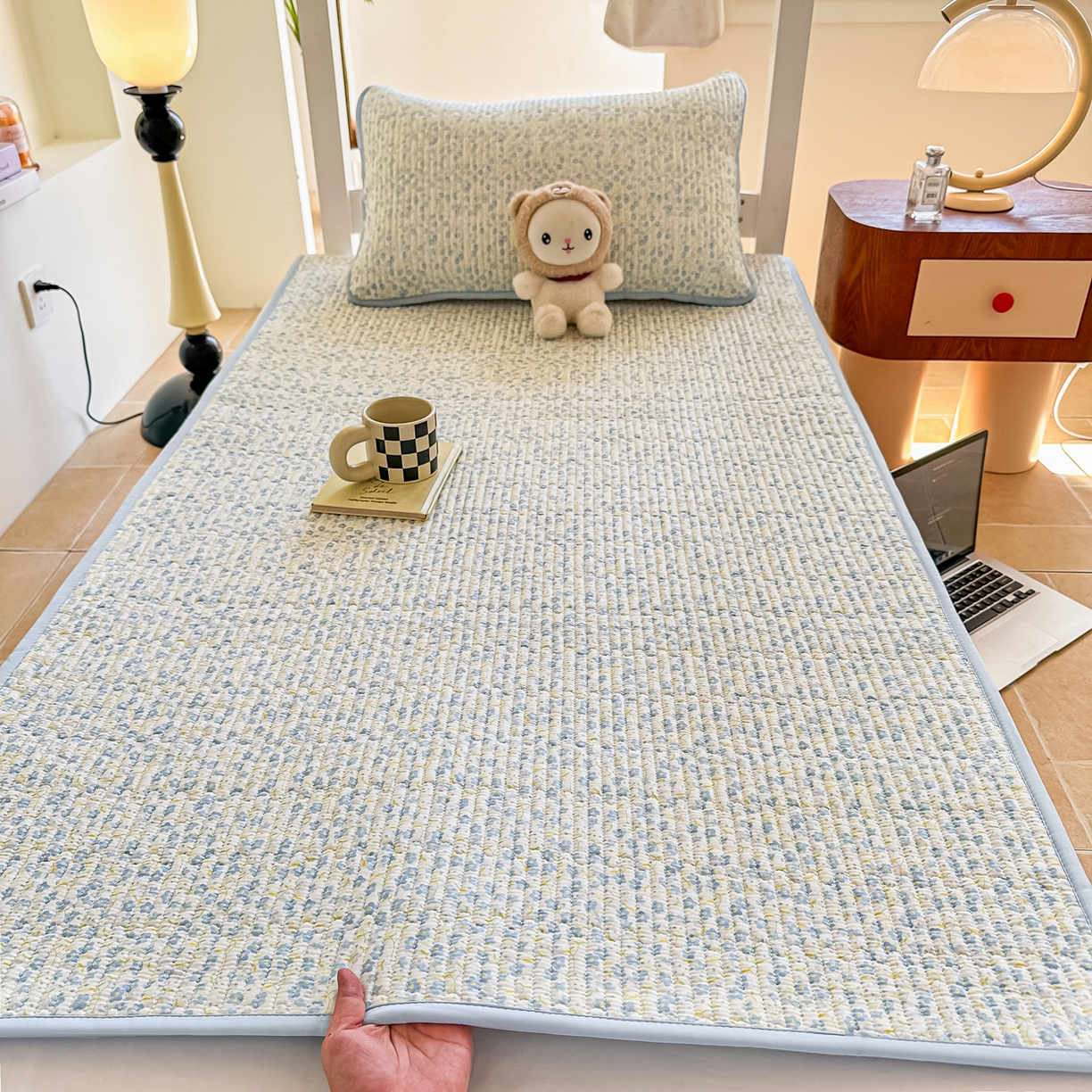 91家纺网 家纺一手货源 找家纺 恒尚居 2025新款A类全棉印花夹棉床盖四季款-系列一 【雪兰】全棉-四季款