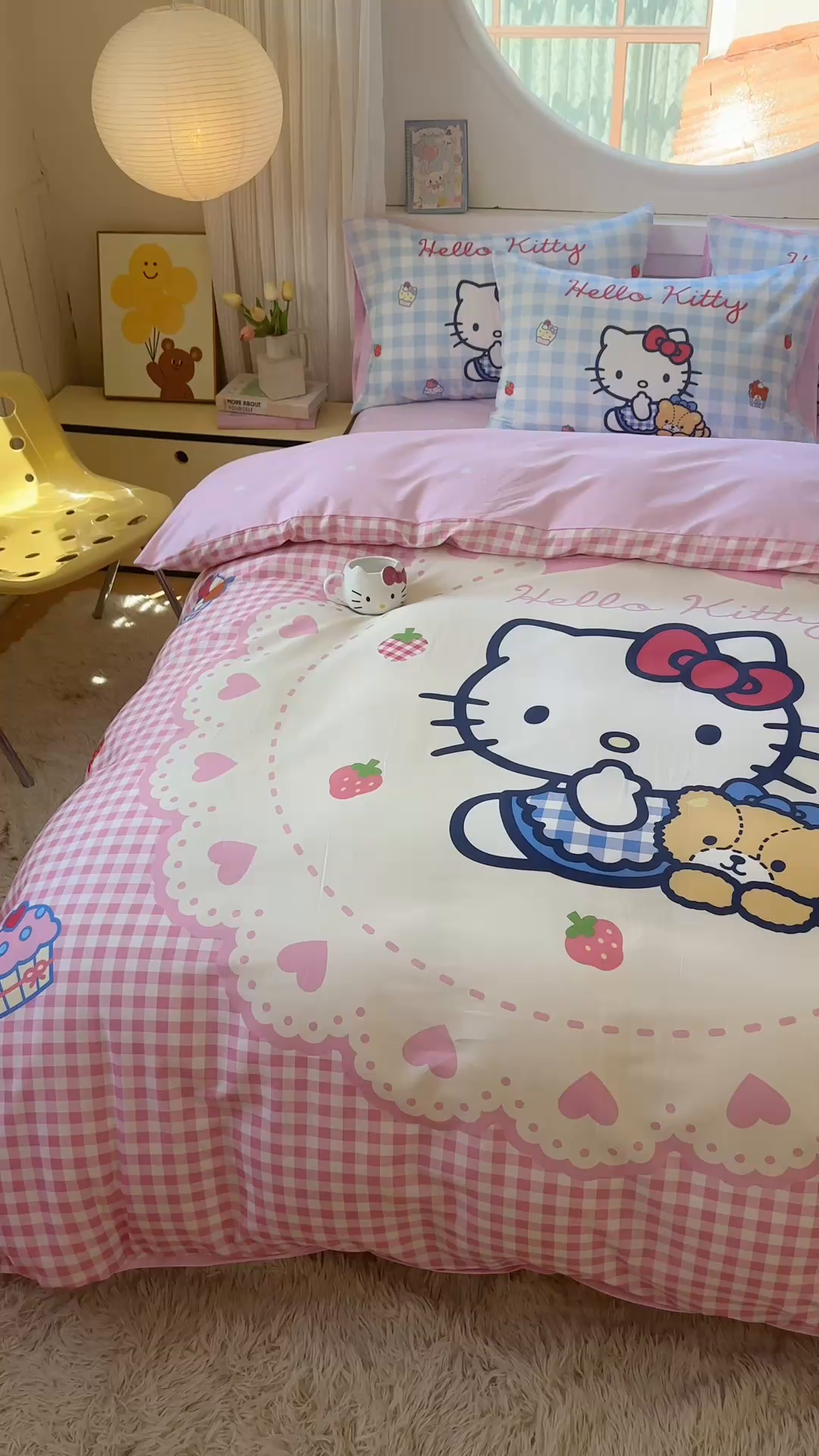 91家纺网 家纺一手货源 找家纺 玉元坊 2025新款大版三丽鸥系列全棉纯棉床单纯棉床裙三四件套简约款 奶油凯蒂猫