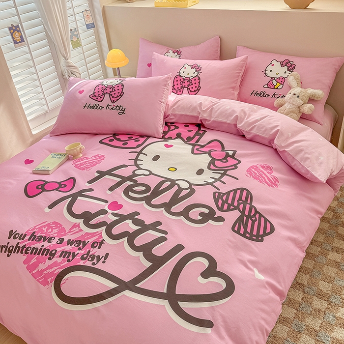 91家纺网 家纺一手货源 找家纺 玉元坊 2025新款大版三丽鸥系列全棉纯棉床单纯棉床裙三四件套简约款 凯蒂宝贝