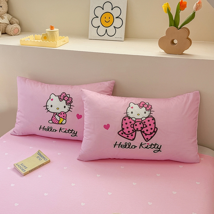 91家纺网 家纺一手货源 找家纺 玉元坊 2025新款大版三丽鸥系列全棉纯棉床单纯棉床裙三四件套简约款 凯蒂宝贝