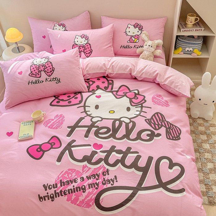 91家纺网 家纺一手货源 找家纺 玉元坊 2025新款大版三丽鸥系列全棉纯棉床单纯棉床裙三四件套简约款 凯蒂宝贝