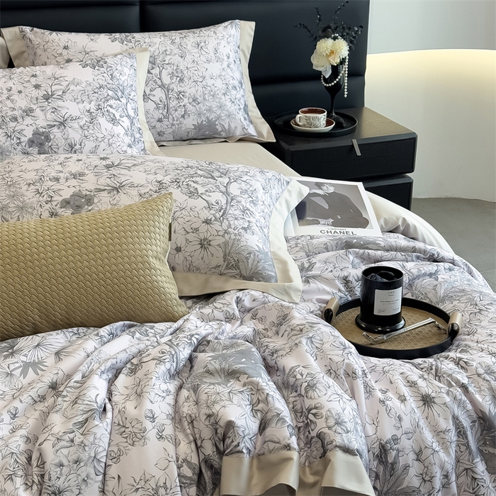 91家纺网 家纺一手货源 找家纺 朵希曼 2026新款全棉贡缎大版数码印花系列 馥韵