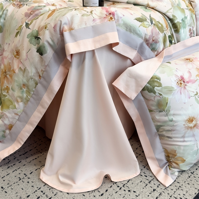 91家纺网 家纺一手货源 找家纺 朵希曼 2026新款全棉贡缎大版数码印花系列 红粉佳人