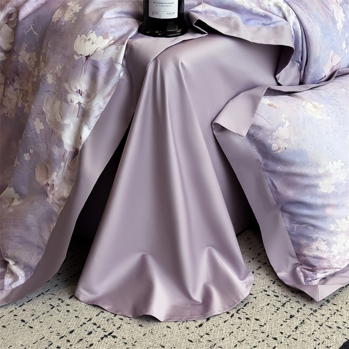 91家纺网 家纺一手货源 找家纺 朵希曼 2026新款全棉贡缎大版数码印花系列 千紫