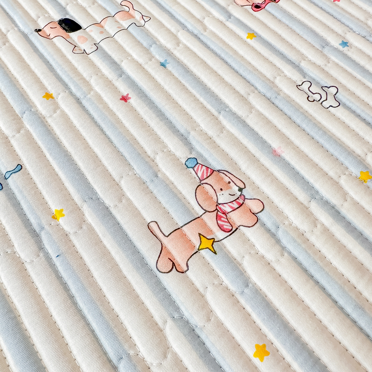 91家纺网 家纺一手货源 找家纺 恒尚居 2025新款A类全棉印花夹棉床盖四季款-系列二 【机灵旺仔】全棉-四季款