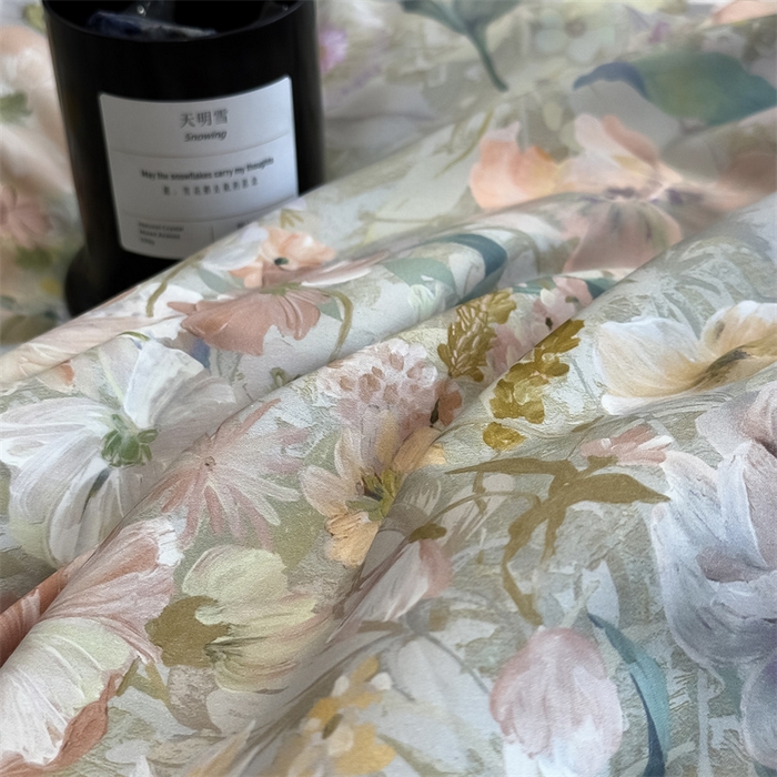 91家纺网 家纺一手货源 找家纺 朵希曼 2026新款全棉贡缎大版数码印花系列 远野