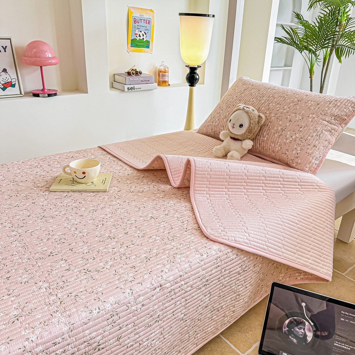 91家纺网 家纺一手货源 找家纺 恒尚居 2025新款A类全棉印花夹棉床盖四季款-系列二 【樱花灿灿】全棉-四季款