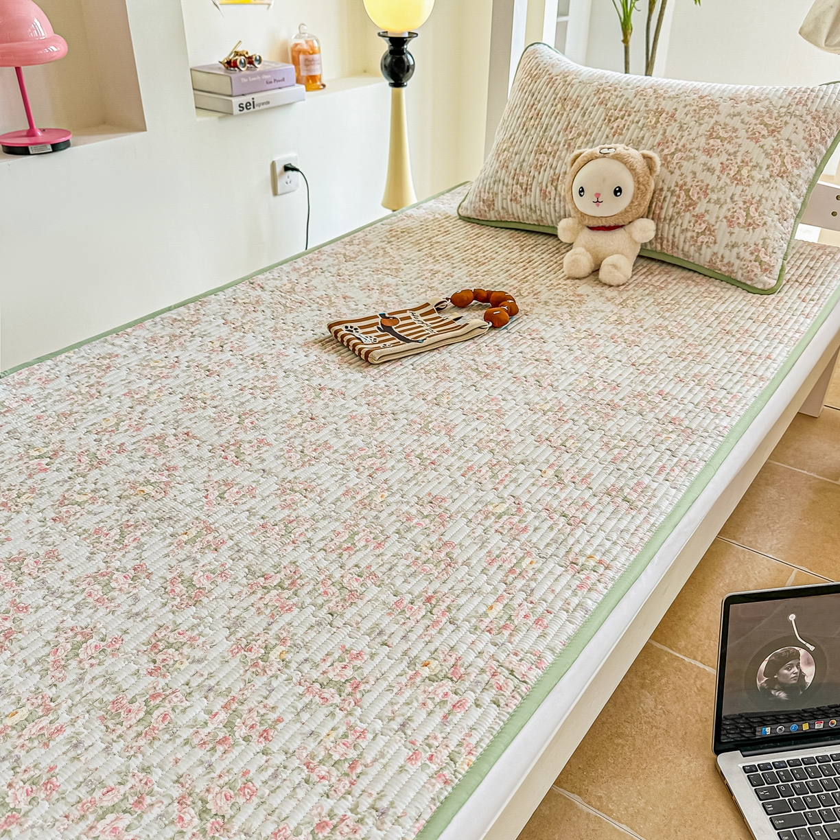 91家纺网 家纺一手货源 找家纺 恒尚居 2025新款A类全棉印花夹棉床盖四季款-系列二 【紫薇花】全棉-四季款