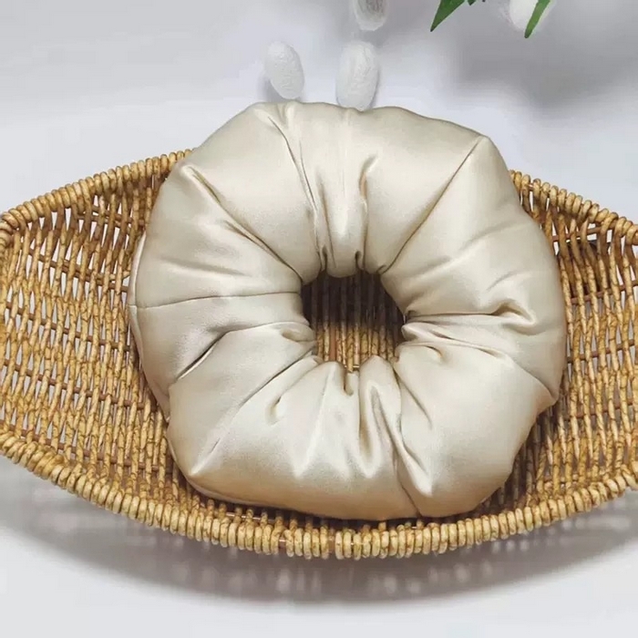 蚕云阁蚕丝家居 2025新款7cm填充缎面真丝大肠发圈 香槟金 宽度7cm一个