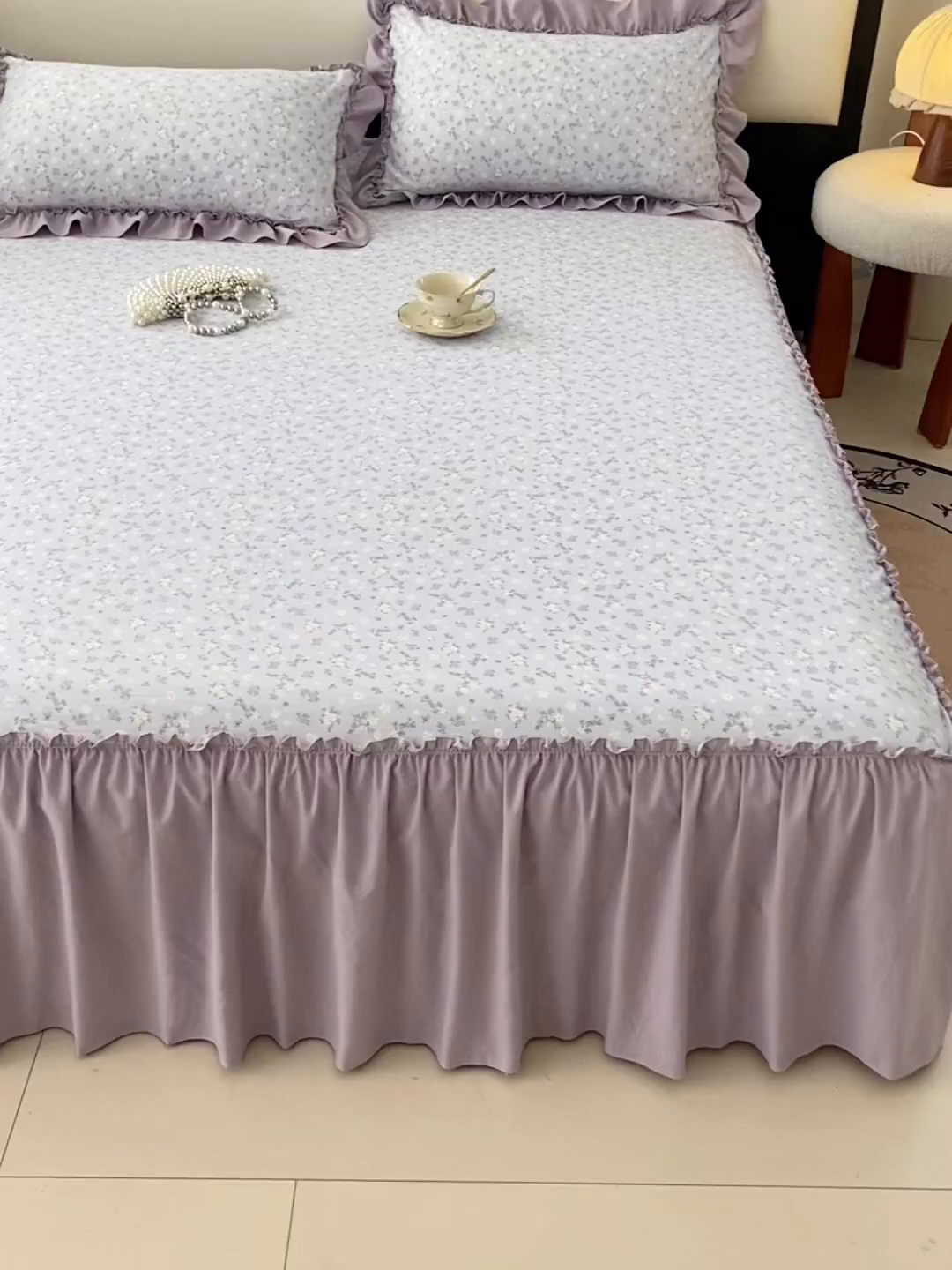 91家纺网 家纺一手货源 找家纺 梦舒羽 2025新款水洗珍珠棉单件床裙双层纱床垫保护罩三件套 花未眠-紫