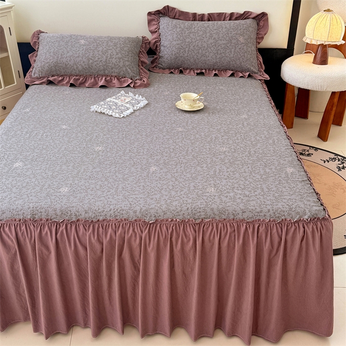 91家纺网 家纺一手货源 找家纺 梦舒羽 2025新款水洗珍珠棉单件床裙双层纱床垫保护罩三件套 墨染芳华