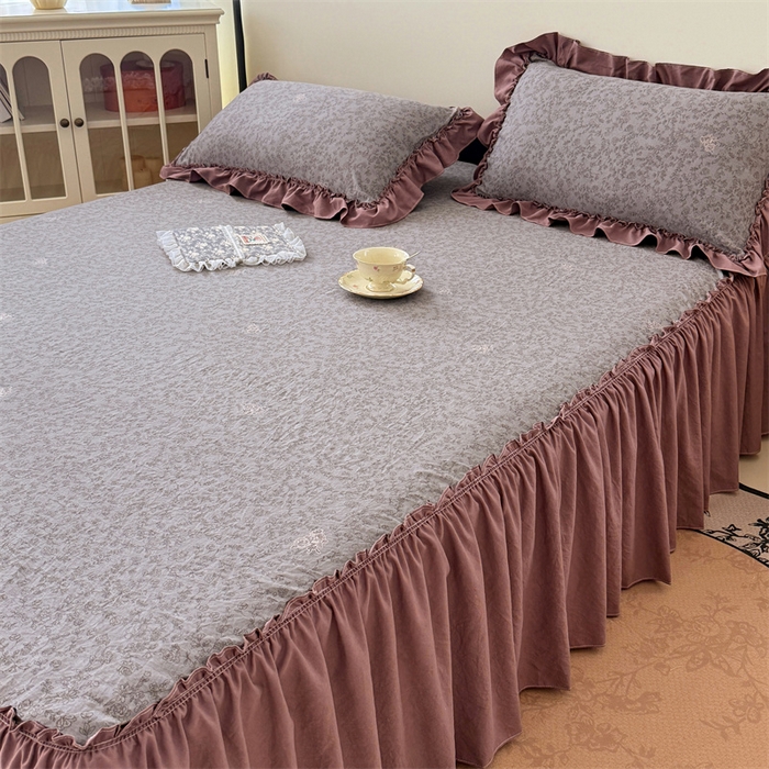 91家纺网 家纺一手货源 找家纺 梦舒羽 2025新款水洗珍珠棉单件床裙双层纱床垫保护罩三件套 墨染芳华