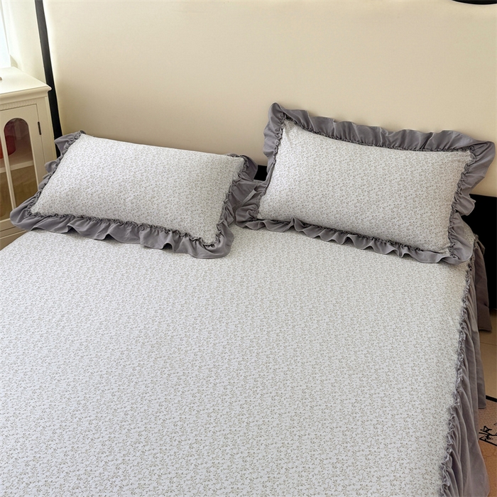 91家纺网 家纺一手货源 找家纺 梦舒羽 2025新款水洗珍珠棉单件床裙双层纱床垫保护罩三件套 宁静花园