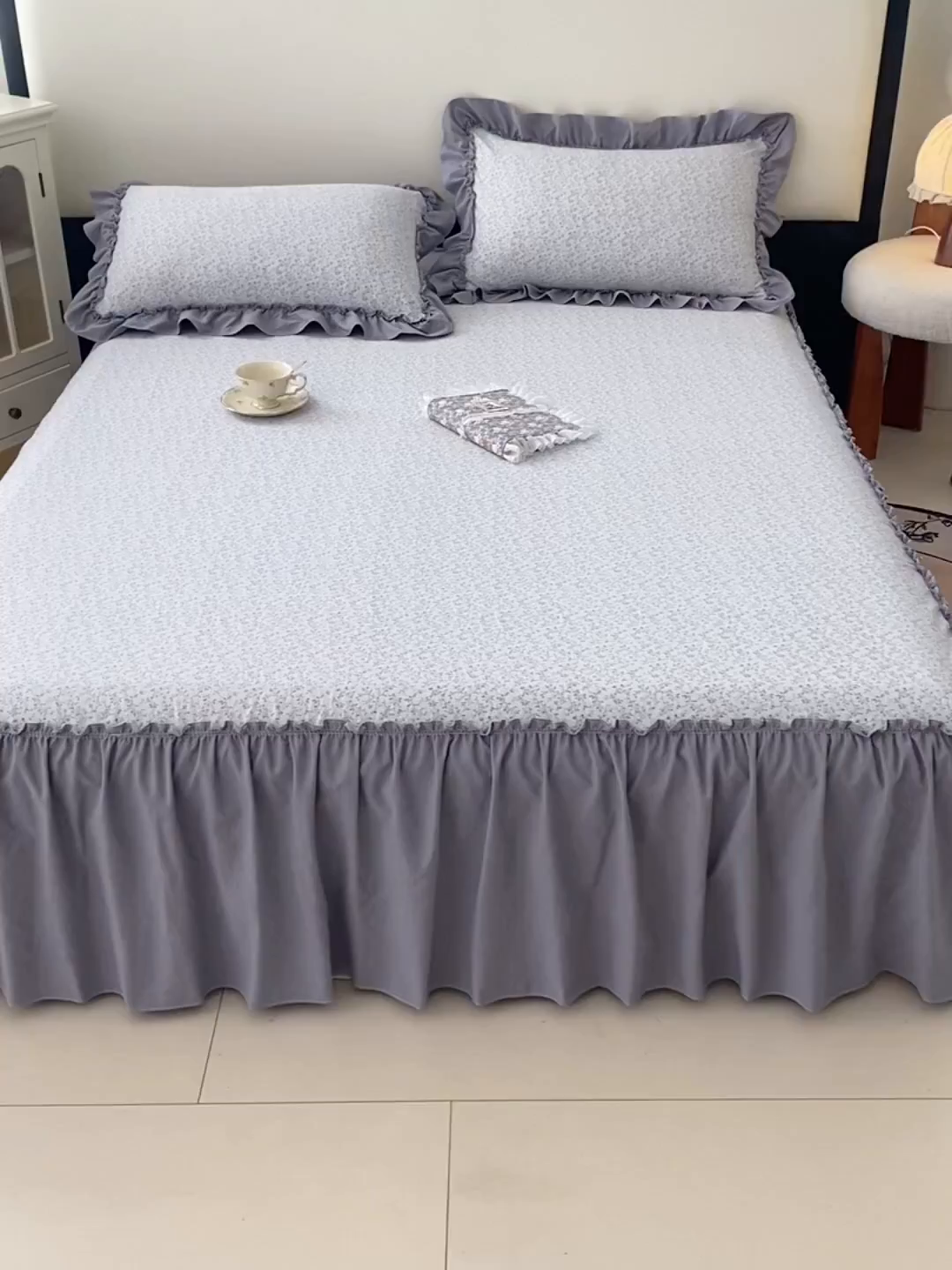 91家纺网 家纺一手货源 找家纺 梦舒羽 2025新款水洗珍珠棉单件床裙双层纱床垫保护罩三件套 宁静花园
