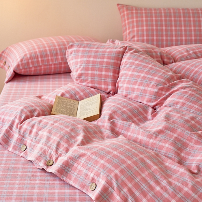 91家纺网 家纺一手货源 找家纺 贝尔 PELLHOME 全棉色织水洗棉格子单被套（可抖音代发） 梦田-粉