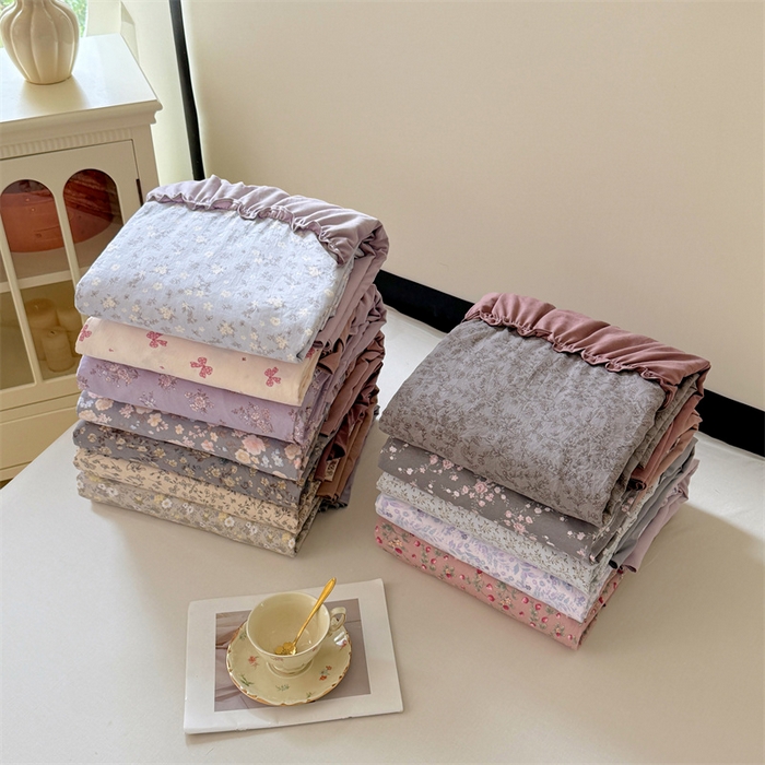 91家纺网 家纺一手货源 找家纺 梦舒羽 2025新款水洗珍珠棉单件床裙双层纱床垫保护罩三件套 组合图仅供展示