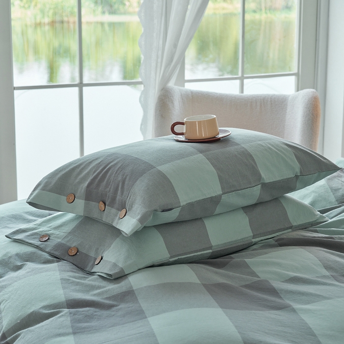 91家纺网 家纺一手货源 找家纺 （总）贝尔 PELLHOME 全棉纽扣色织水洗棉格子四件套单品系列-单枕套（可抖音代发）