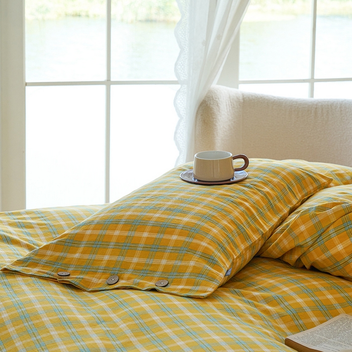 91家纺网 家纺一手货源 找家纺 贝尔 PELLHOME 全棉纽扣色织水洗棉格子四件套单品系列-单枕套（可抖音代发） 梦田-黄