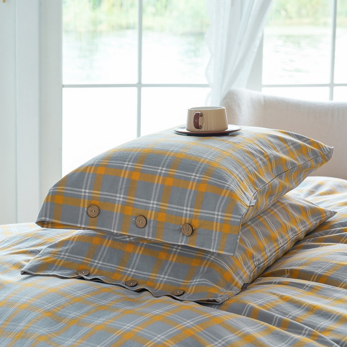 91家纺网 家纺一手货源 找家纺 贝尔 PELLHOME 全棉纽扣色织水洗棉格子四件套单品系列-单枕套（可抖音代发） 泊雅-黄