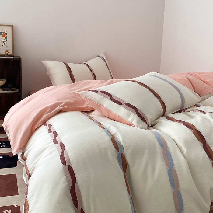 91家纺网 家纺一手货源 找家纺 贝尔 2025新款提花四件套三件套绞花系列-织梦 织梦-绞花系列（粉）