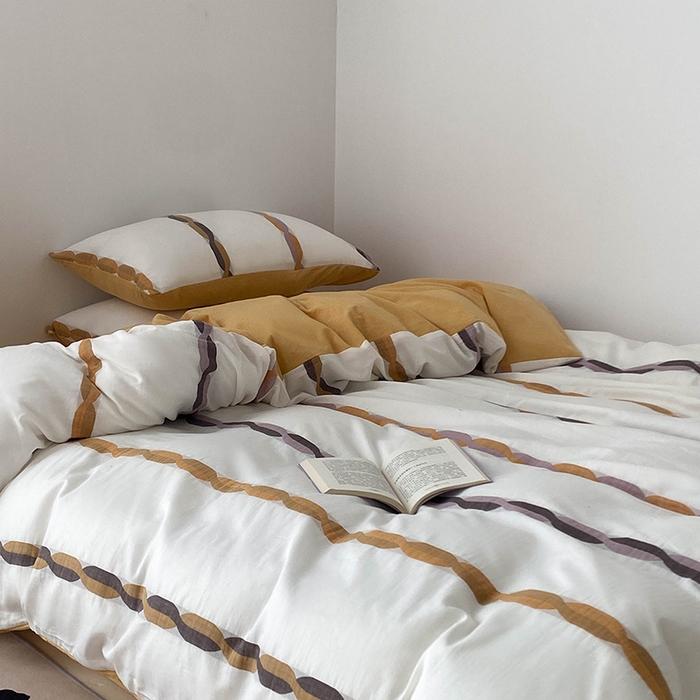 91家纺网 家纺一手货源 找家纺 贝尔 2025新款提花四件套三件套绞花系列-织梦 织梦-绞花系列（黄）